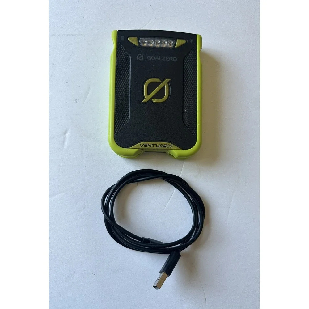 Goal Zero Venture 30 22008 Black/Green Portable Dual USB Por 7800maH‎ Power Bank